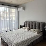 сами Apartman *